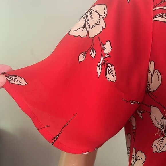 Sienna Sky faux wrap blouse size S preloved EUC ❤️ - Picture 4 of 8